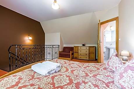 Duplex Quadruple Room