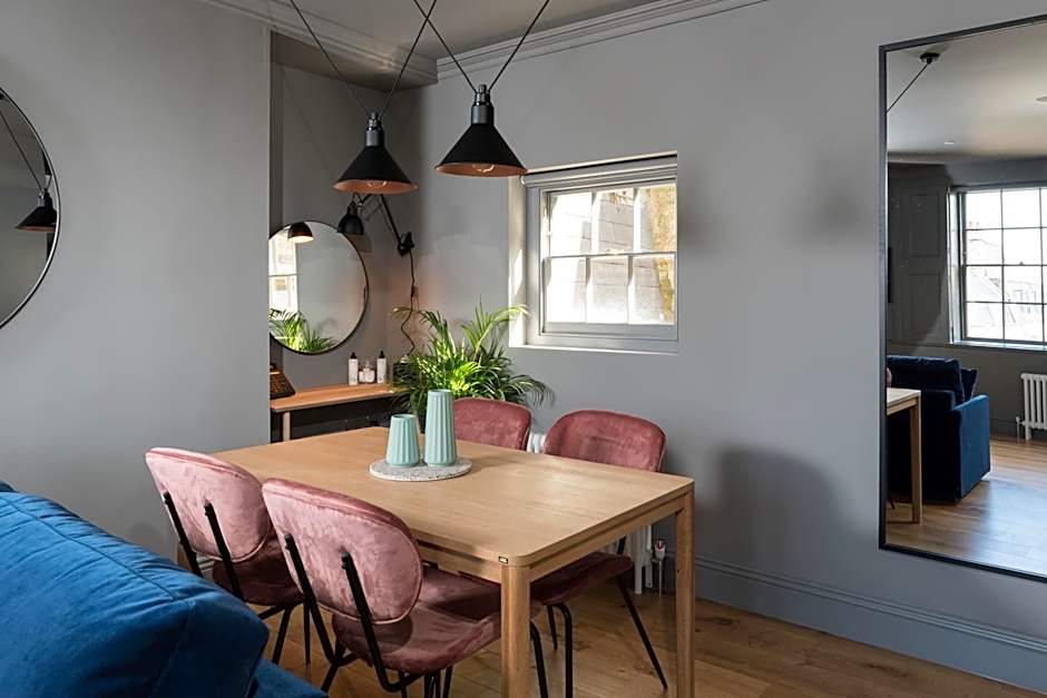 Hiding Space - Trim Street Apartments