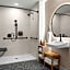 The Inelle, Oakhurst Yosemite, a Tribute Portfolio Hotel