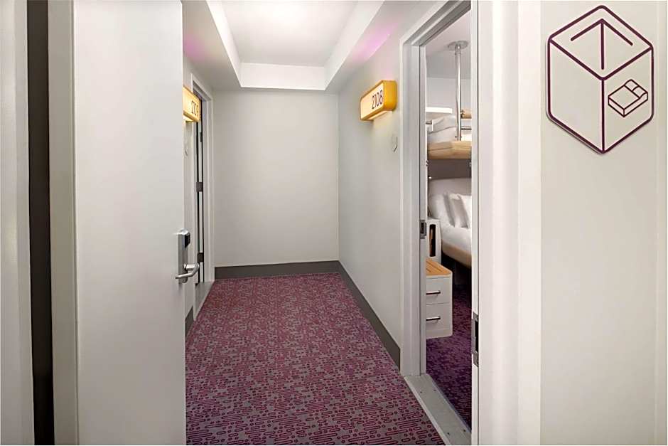 YOTEL New York Times Square