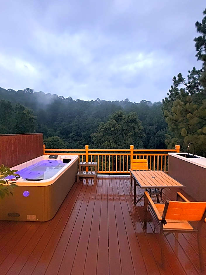 La Estela NatureSuite