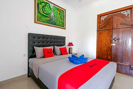 RedDoorz @ Uluwatu Suites