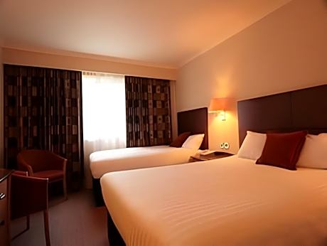 Classic Double with 1 Single Bed