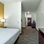 Cobblestone Hotel & Suites - De Pere