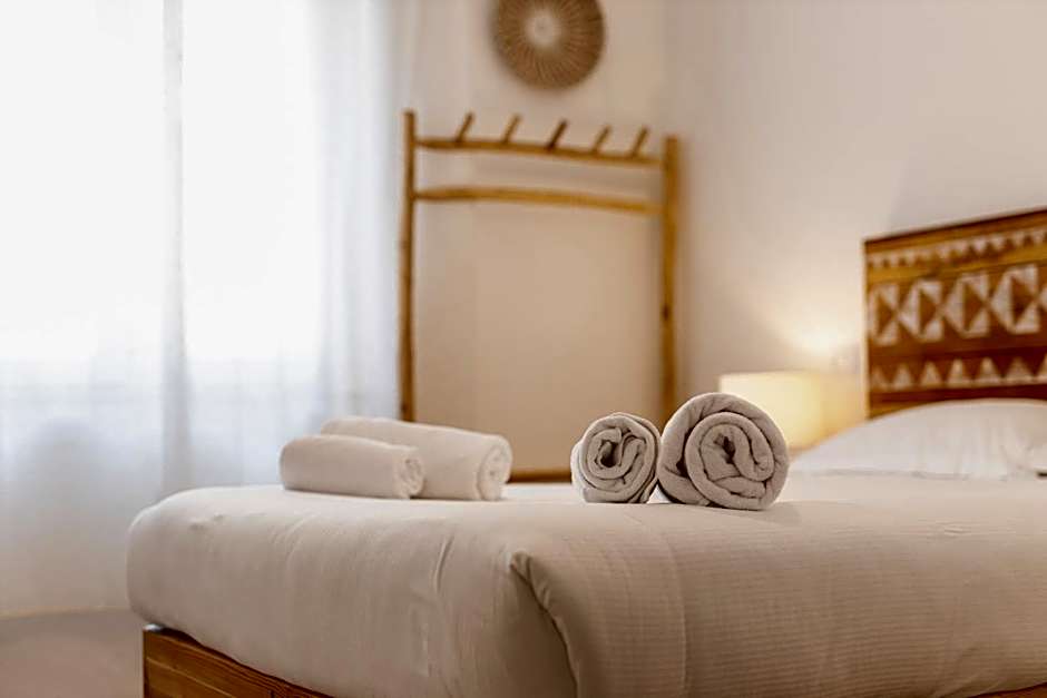 Travel B&B