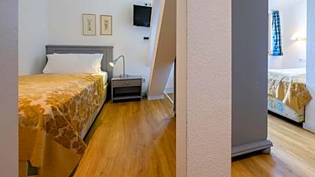Small Twin Room