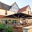 Hotel Aux Vieux Remparts, The Originals Relais (Relais du Silence)