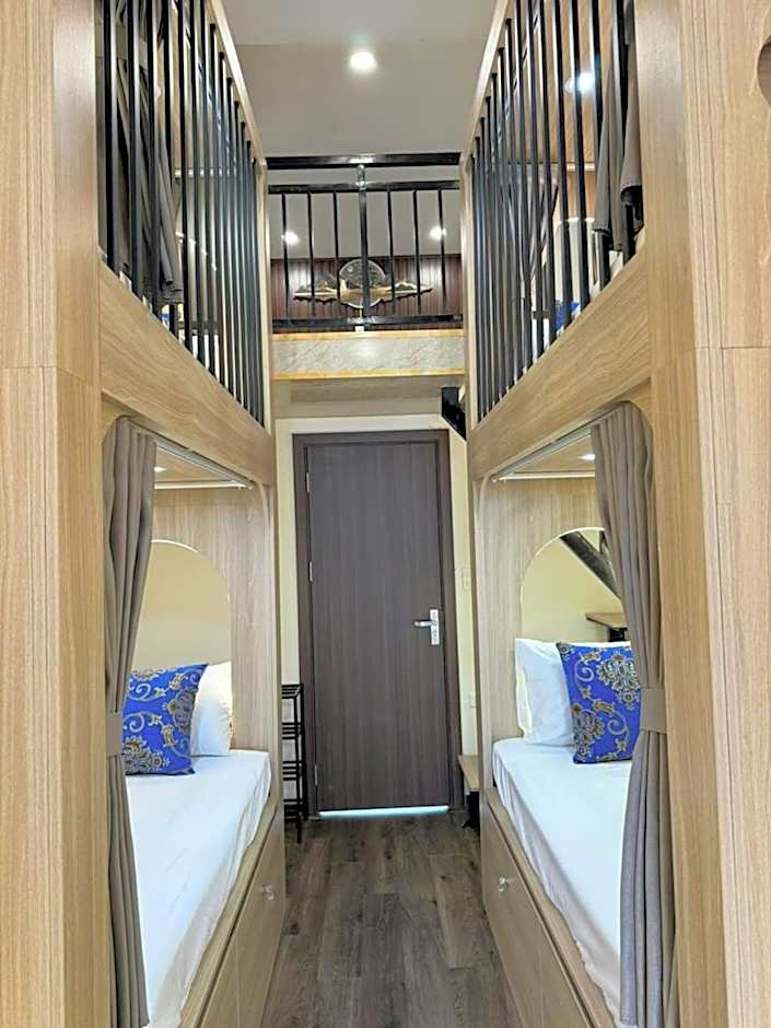 LePont Cat Ba Bungalow