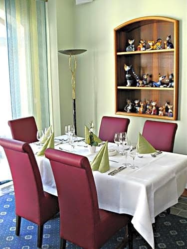 Weinhotel Hubertus Garni