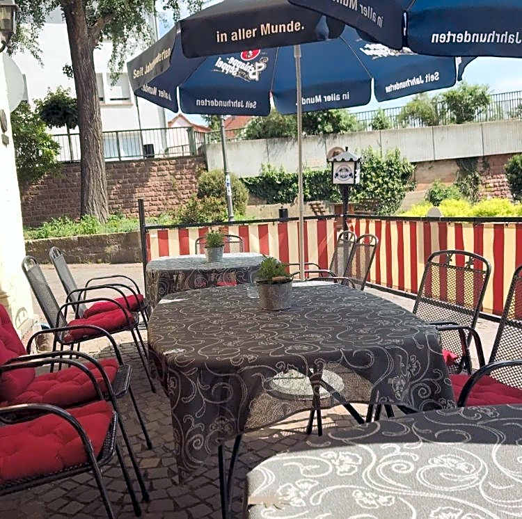 Hotel & Restaurant Zum Karpfen