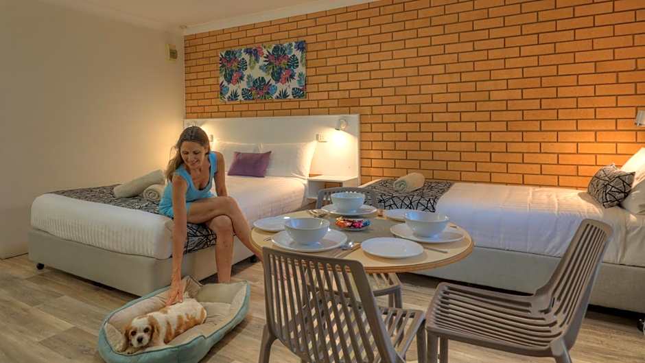 Rosebourne Gardens Motel