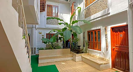 Earl De Princesa Hotel