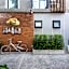 BB House Mini Suite Hotel