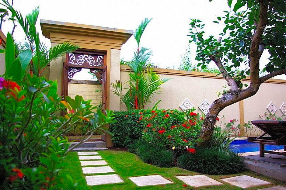 Heliconia Villa