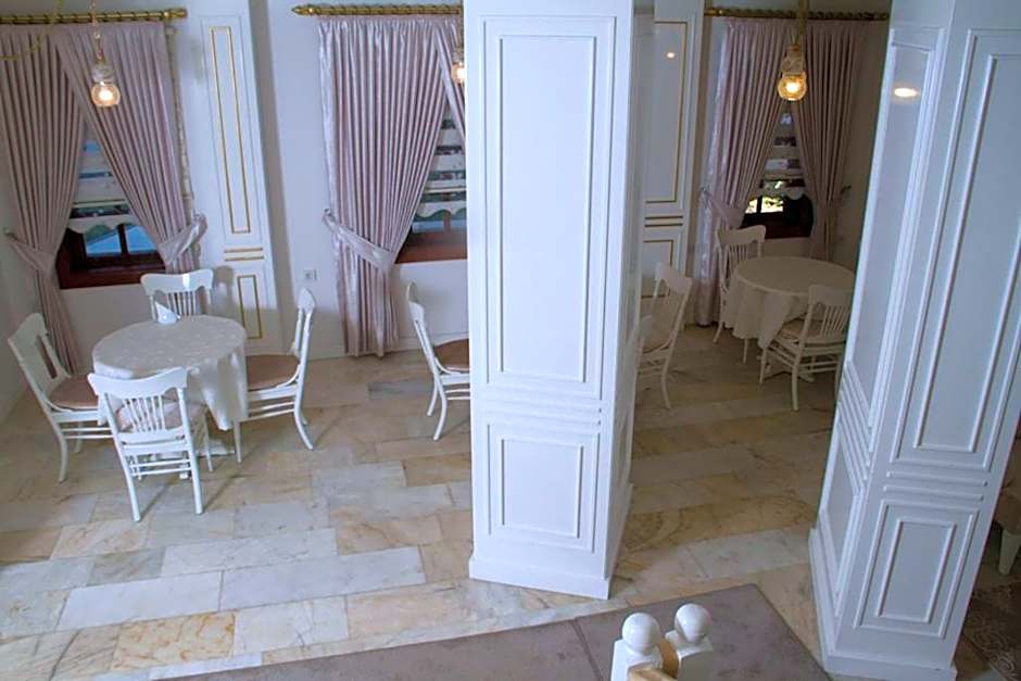 Kaleiçi Ozkavak Hotel