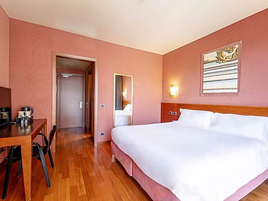 B&B HOTEL Imperia Rossini al Teatro