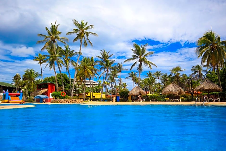 Hesperia Playa El Agua