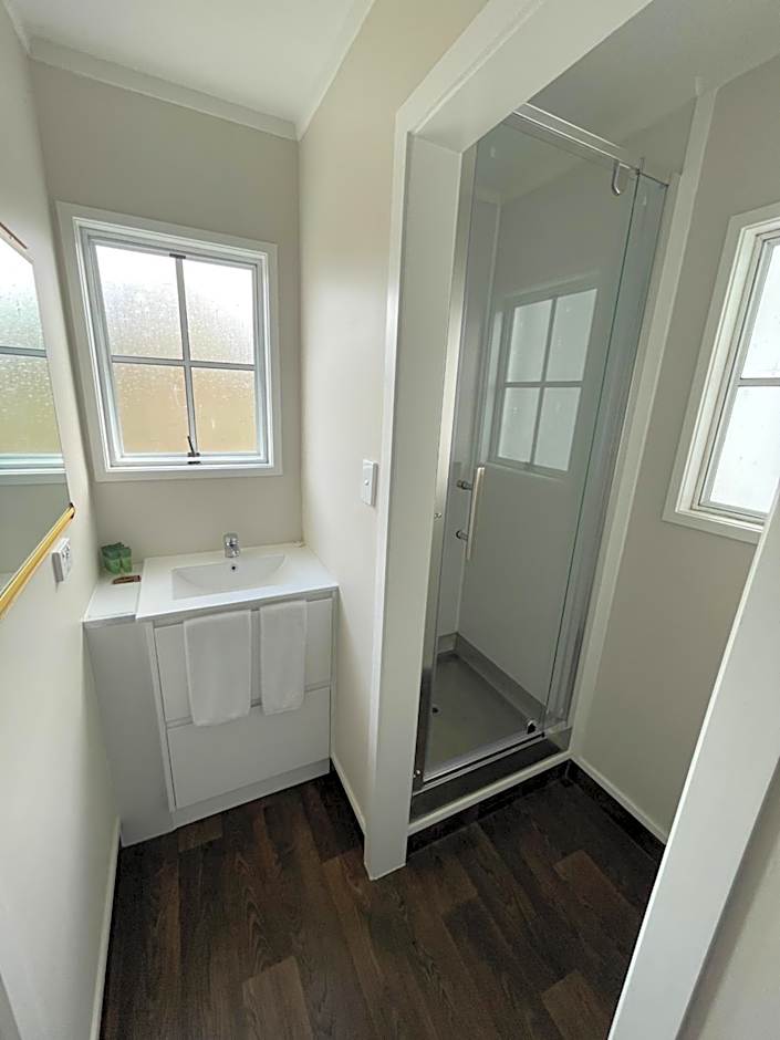 Boundary Court Motor Inn