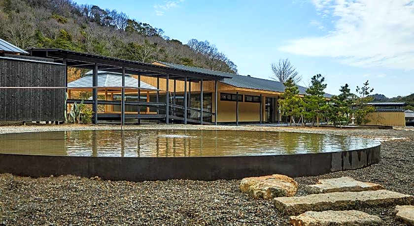 Naoshima Ryokan Roka