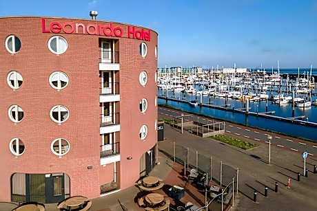 Renovated Twin Room - Non-Smoking