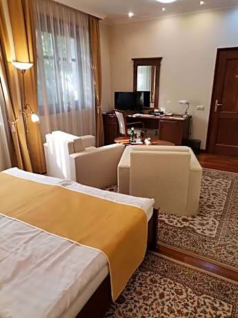 Twin Room - Disability Access