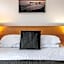 Roydon Marina Village Hotel