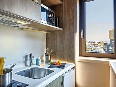 Apartment with Two Single Beds