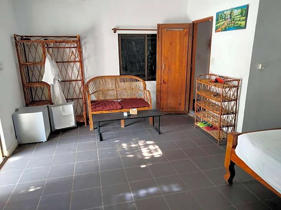 Mittali Hotel
