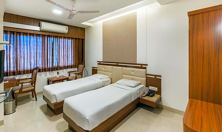 Hotel Seven Heaven