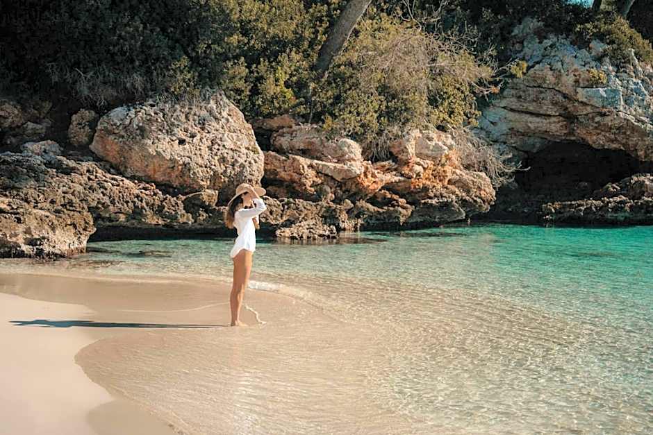 Inturotel Cala Esmeralda Beach Hotel & Spa - Adults Only