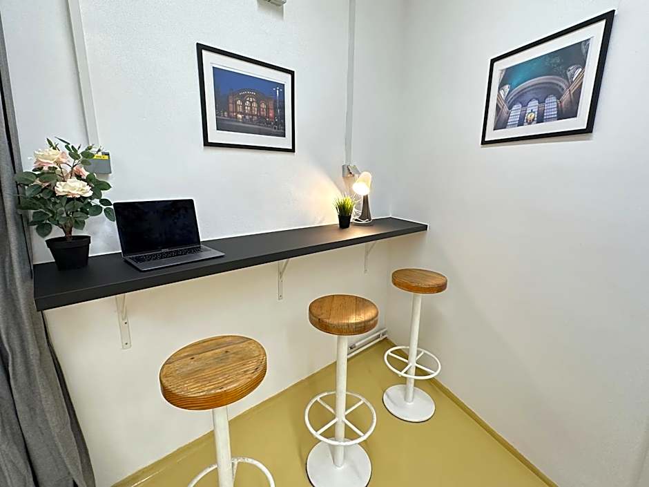 Railway Ljubljana ROOMS