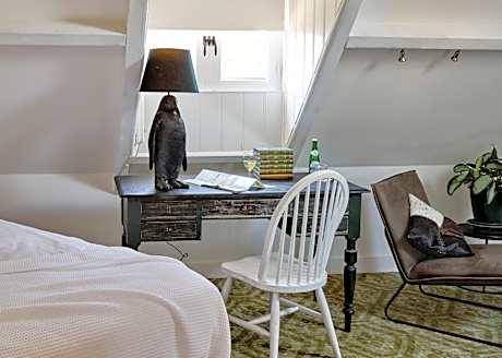 Deluxe Double Room with Shower