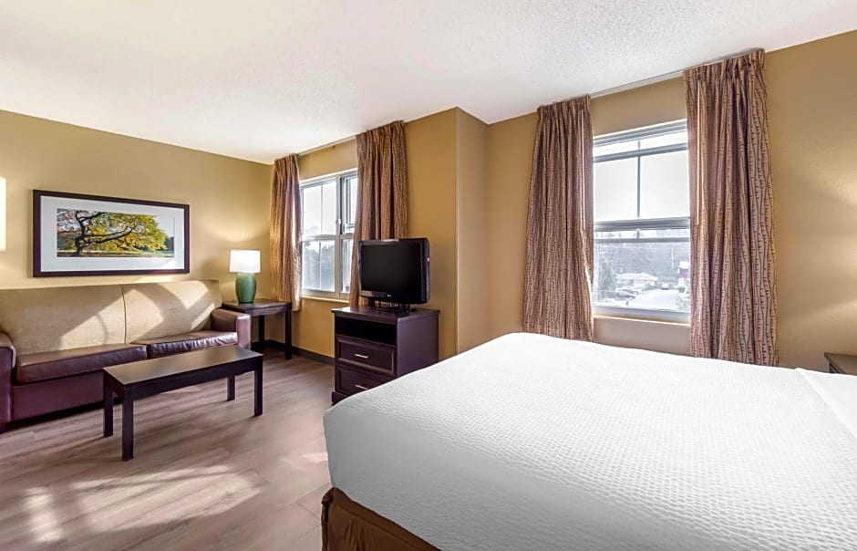 Extended Stay America Suites - Seattle - Everett - Silverlake