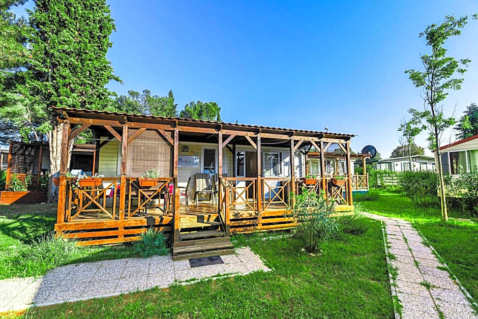 Camping Media Mobile Homes in Brioni Sunny Camping