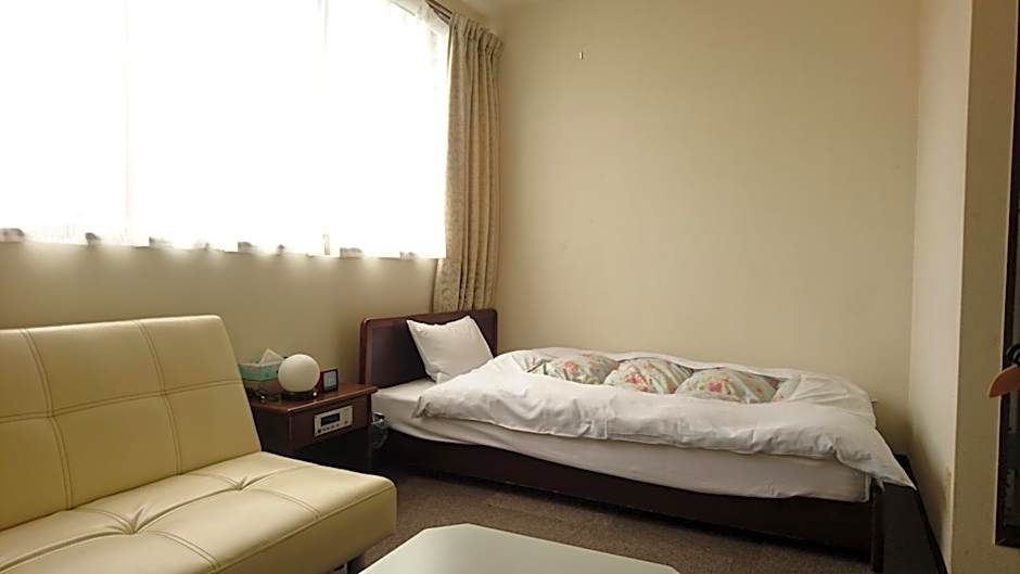 Weekly Mansion Ise Annex