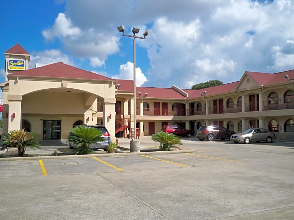 Scottish Inn and Suites Beaumont