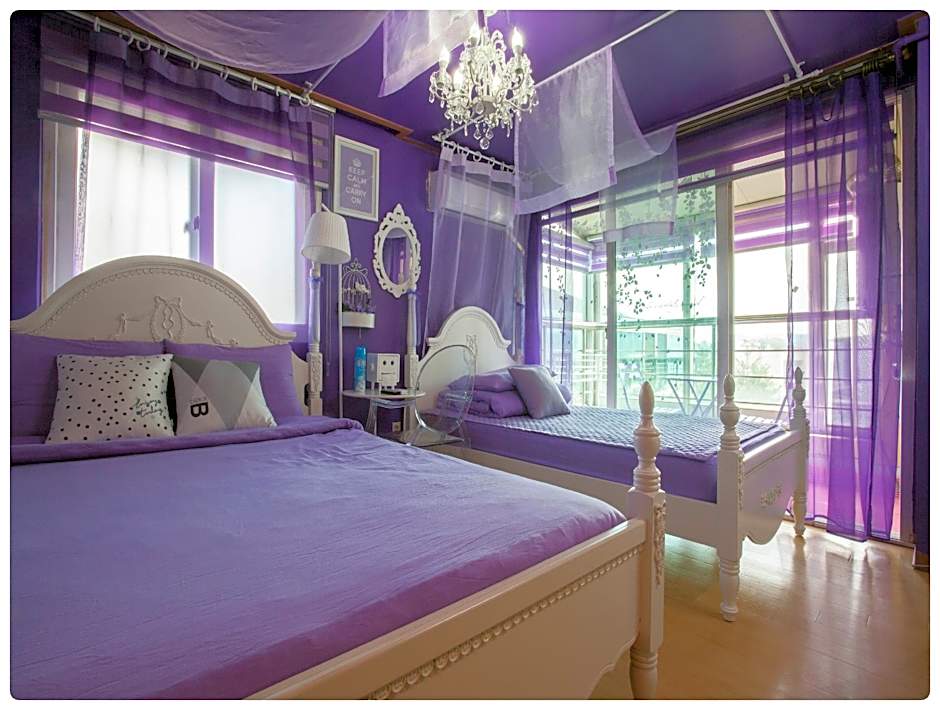 Photo 1 of 18 of Triple Room En Suite