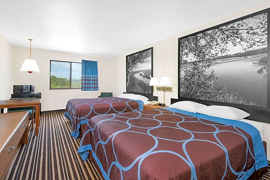 Wrangler Hotel Morris