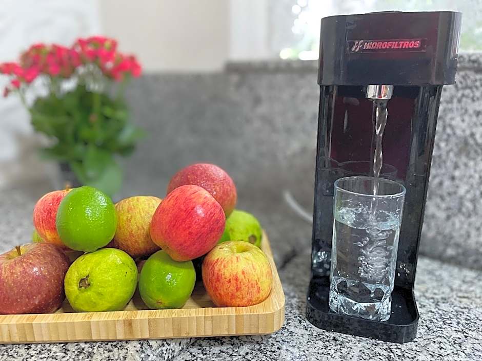 Apto todo climatizado a 5min da Vila Germânica, 3 quartos mais um quarto conjugado, berço e garagem