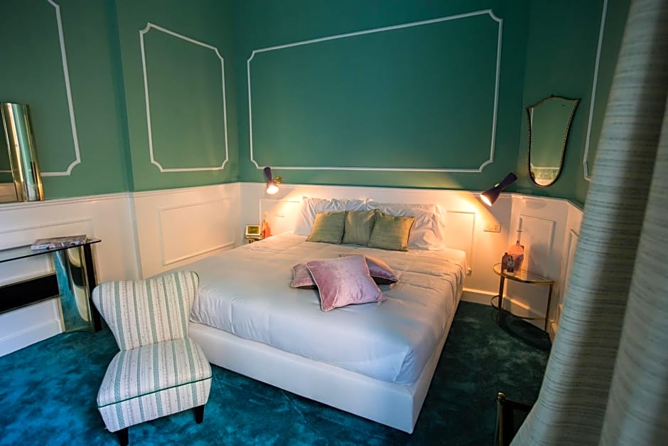AdAstra Suites