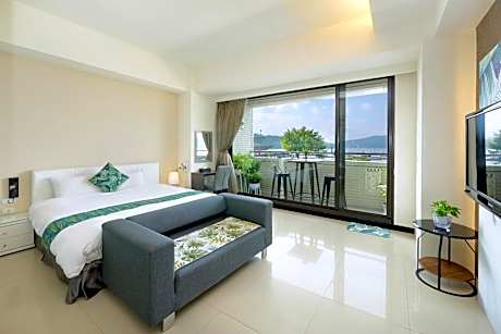 Double Room with Balcony(Lower Floor)