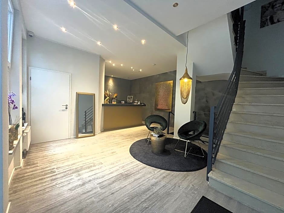 Boutique Hotel Q8 By Simplex