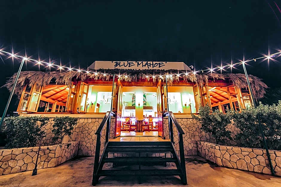 Ocean Cliff Hotel Negril Limited