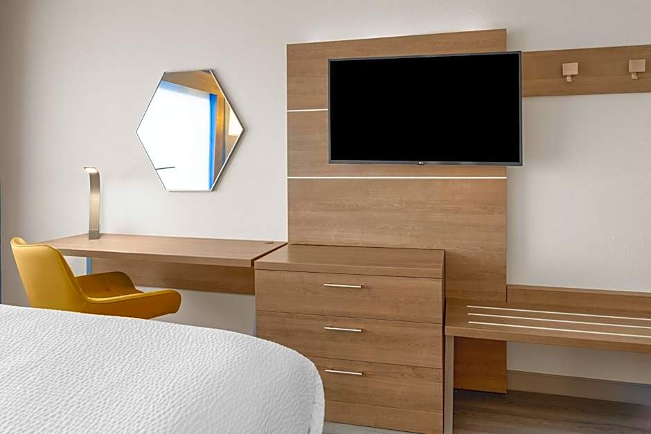 Holiday Inn Express & Suites Mt. Sterling North By IHG