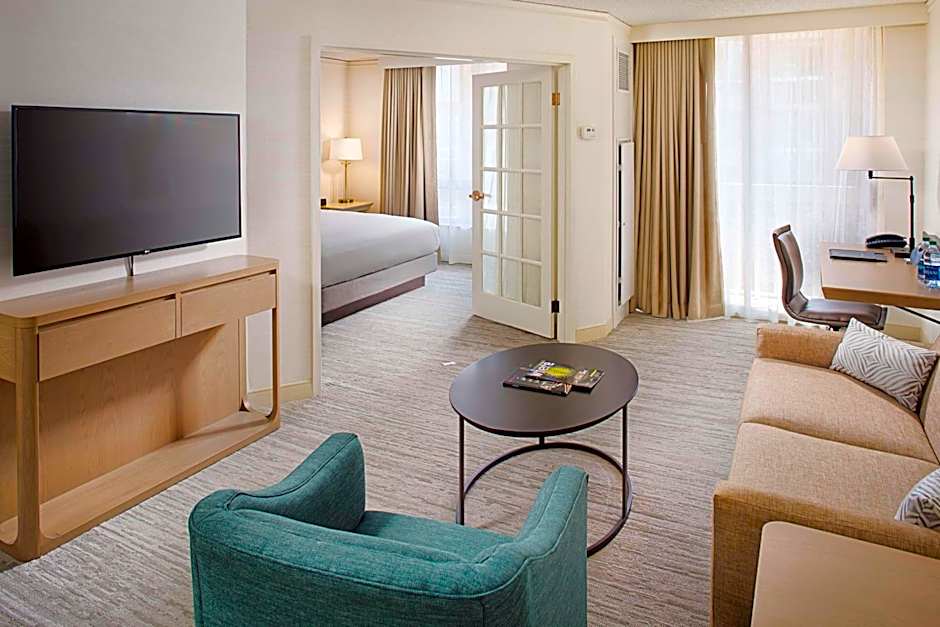 Hilton Atlanta Perimeter Suites