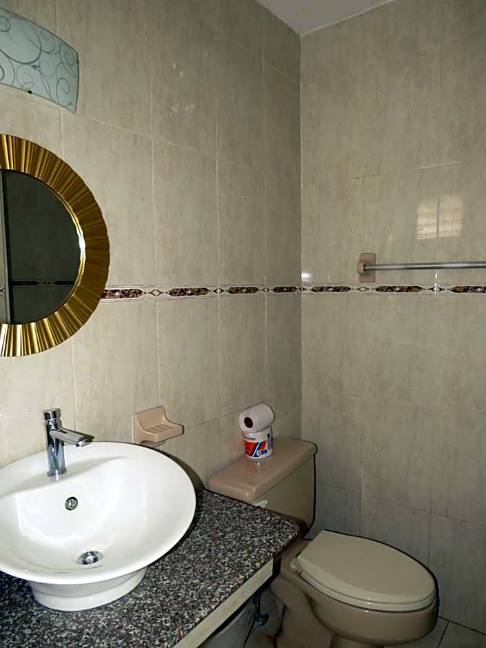 Hotel Costa Inn