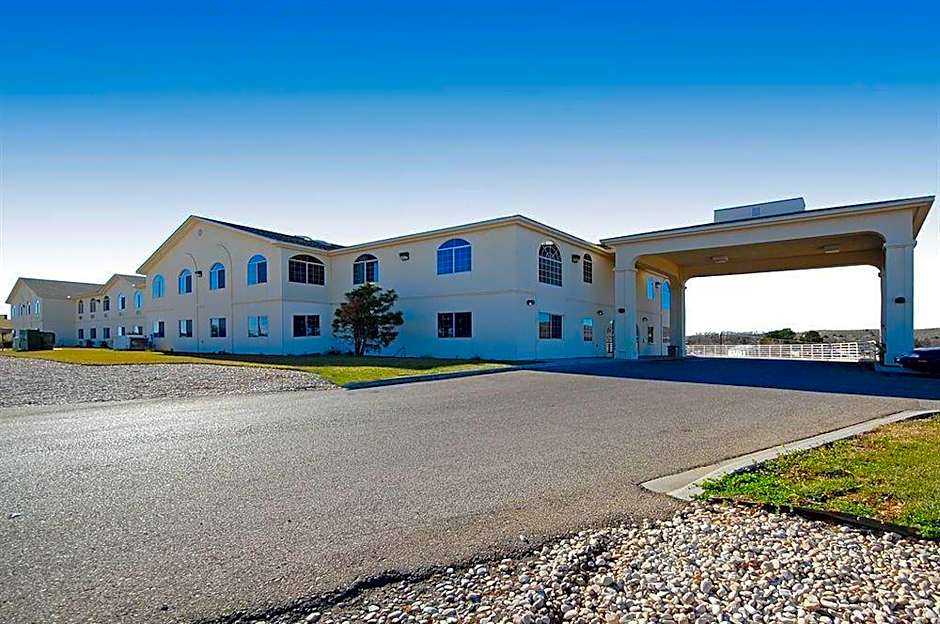 US Travelers Inn & Suites