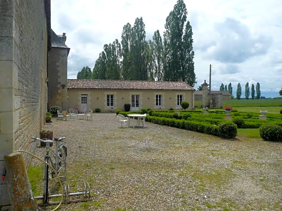 LOGIS du Ch¿au du Bois Doucet