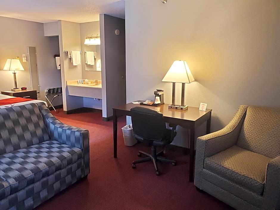 Blackstone Lodge and Suites