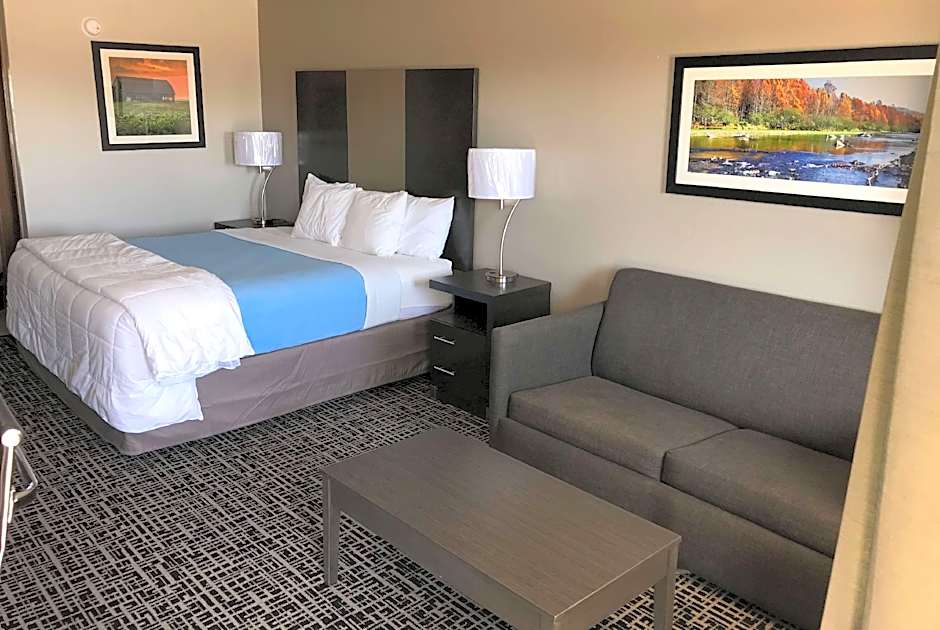 Days Inn by Wyndham Grove